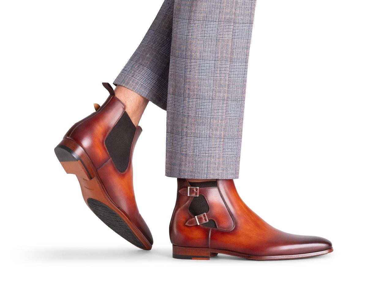 The Caspe Cognac pairs well with grey pants